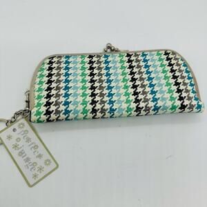 NWT Perfect Image Houndstooth Vinyl Green White Patter Snap Closure Wallet